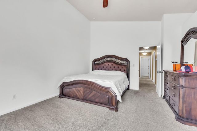 1091 Norman Dr, Manteca, CA 95336