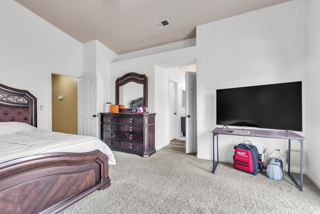 1091 Norman Dr, Manteca, CA 95336