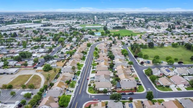 1091 Norman Dr, Manteca, CA 95336