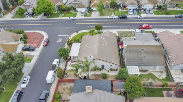 1091 Norman Dr, Manteca, CA 95336