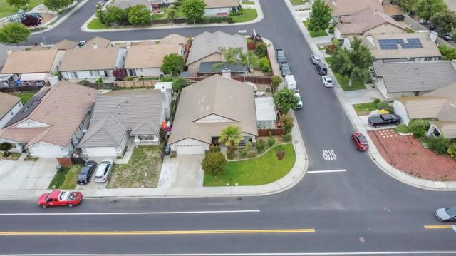 1091 Norman Dr, Manteca, CA 95336
