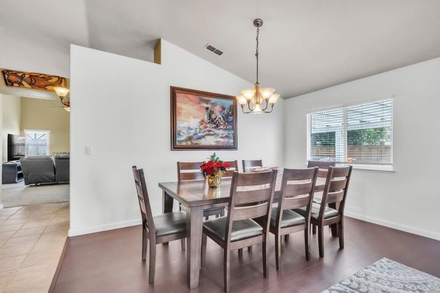 1091 Norman Dr, Manteca, CA 95336