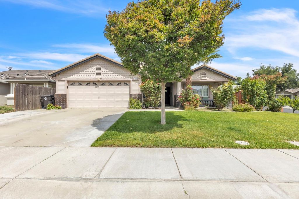 1091 Norman Dr, Manteca, CA 95336