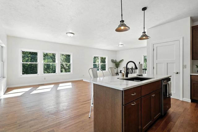 3303 Valley Drive, Geneseo, IL 61254