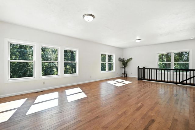 3303 Valley Drive, Geneseo, IL 61254