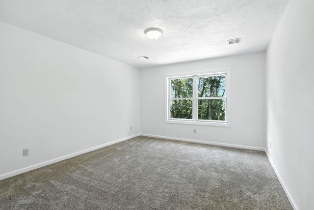 3303 Valley Drive, Geneseo, IL 61254