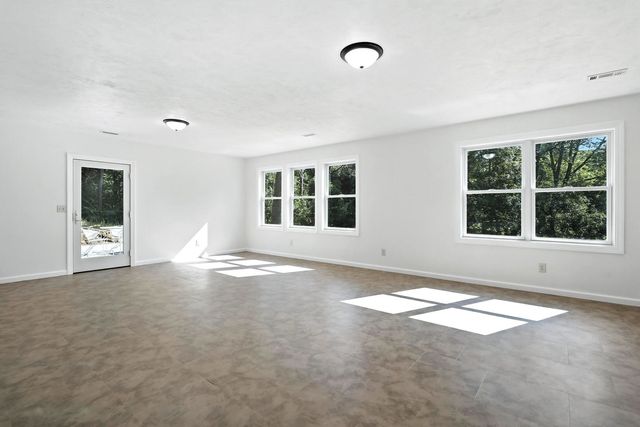 3303 Valley Drive, Geneseo, IL 61254