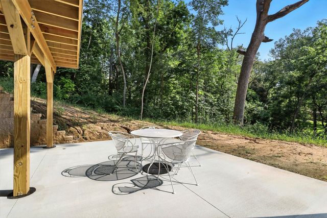 3303 Valley Drive, Geneseo, IL 61254