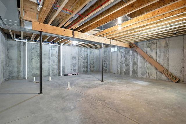 3303 Valley Drive, Geneseo, IL 61254