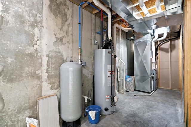 3303 Valley Drive, Geneseo, IL 61254