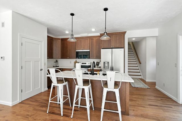 3303 Valley Drive, Geneseo, IL 61254