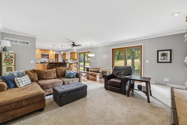 W265N7231 Thousand Oaks DRIVE, Lisbon, WI 53089