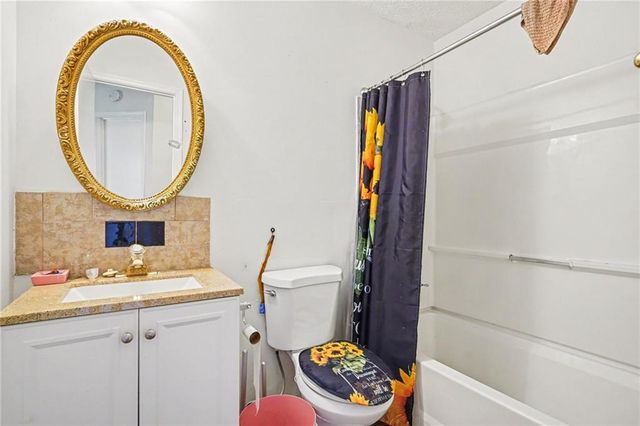 2976 Kenville Lane, Decatur, GA 30034