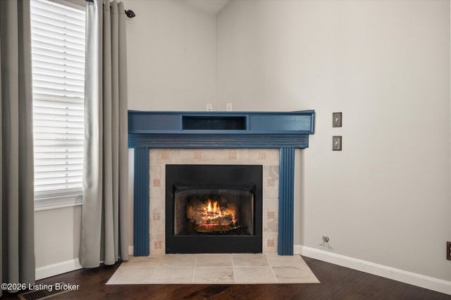 1275 Stringer Ln, Mt Washington, KY 40047