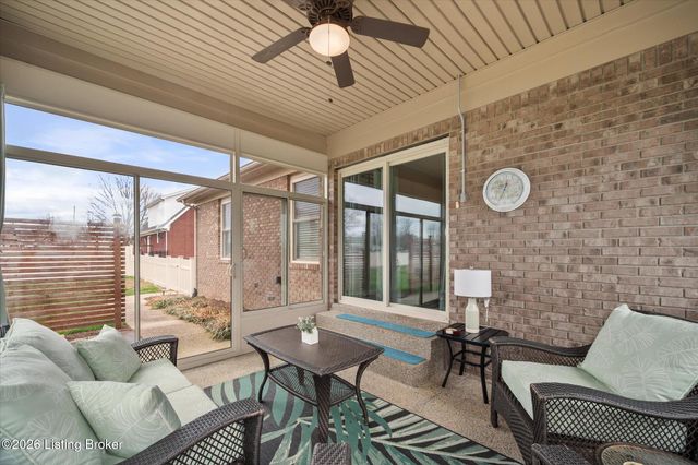 1275 Stringer Ln, Mt Washington, KY 40047