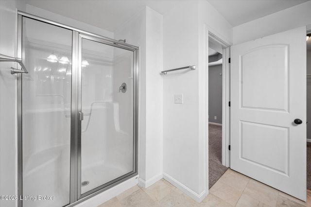 1275 Stringer Ln, Mt Washington, KY 40047