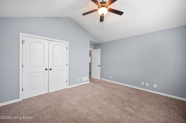 1275 Stringer Ln, Mt Washington, KY 40047