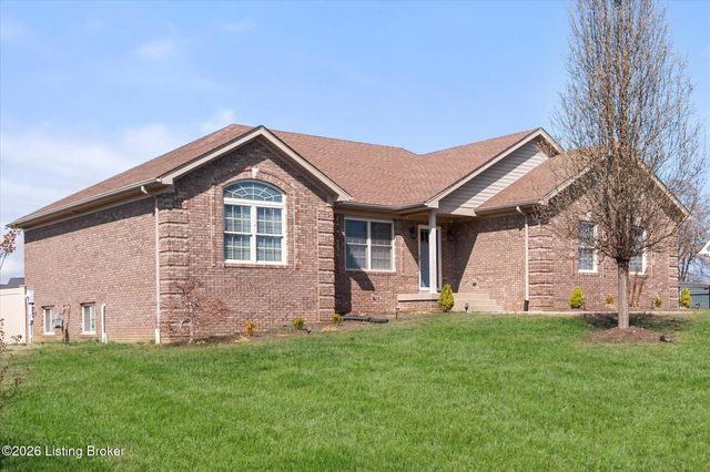 1275 Stringer Ln, Mt Washington, KY 40047