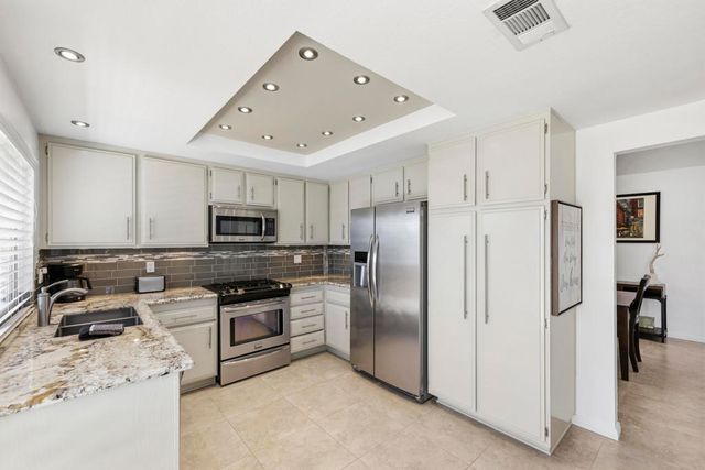 41517 Armanac Court, Palm Desert, CA 92260