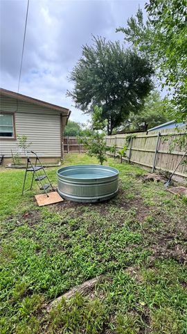 1812 Melissa Street, Arlington, TX 76010