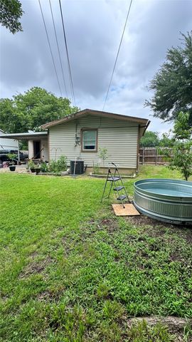 1812 Melissa Street, Arlington, TX 76010