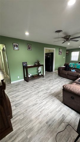 1812 Melissa Street, Arlington, TX 76010