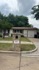 1812 Melissa Street, Arlington, TX 76010