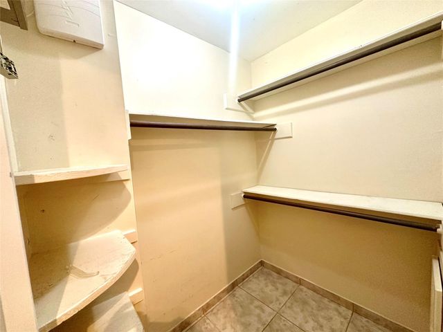 2058 Parkdale Drive, Houston, TX 77339