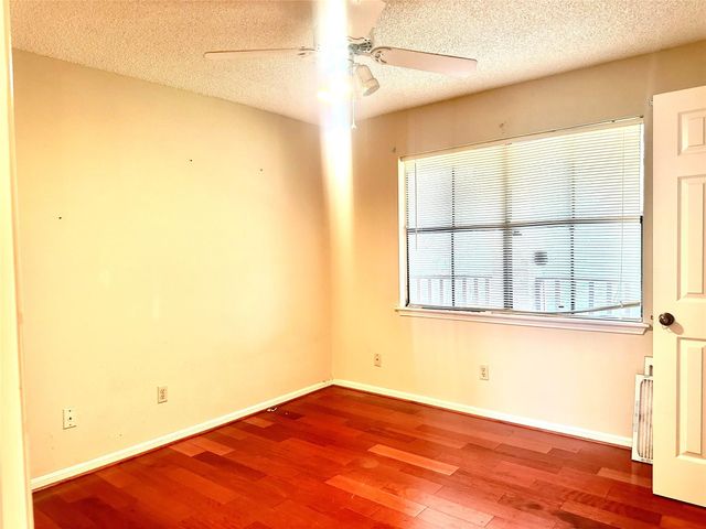 2058 Parkdale Drive, Houston, TX 77339