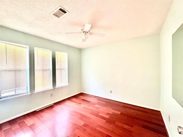 2058 Parkdale Drive, Houston, TX 77339