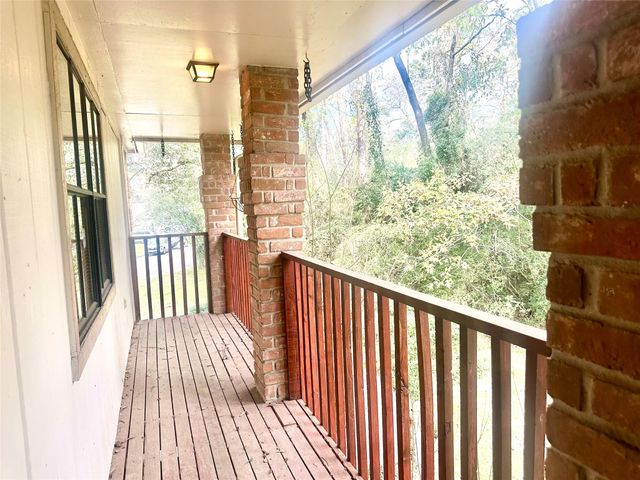 2058 Parkdale Drive, Houston, TX 77339