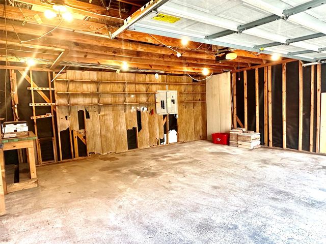 2058 Parkdale Drive, Houston, TX 77339