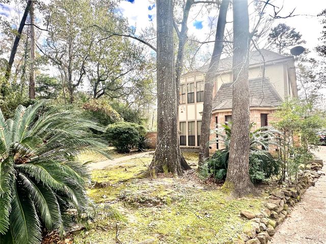 2058 Parkdale Drive, Houston, TX 77339