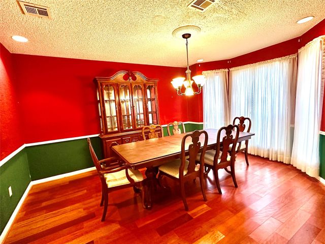 2058 Parkdale Drive, Houston, TX 77339