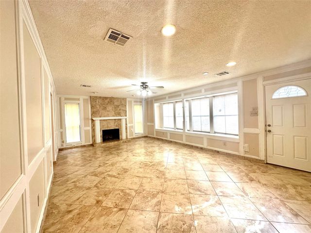 2058 Parkdale Drive, Houston, TX 77339