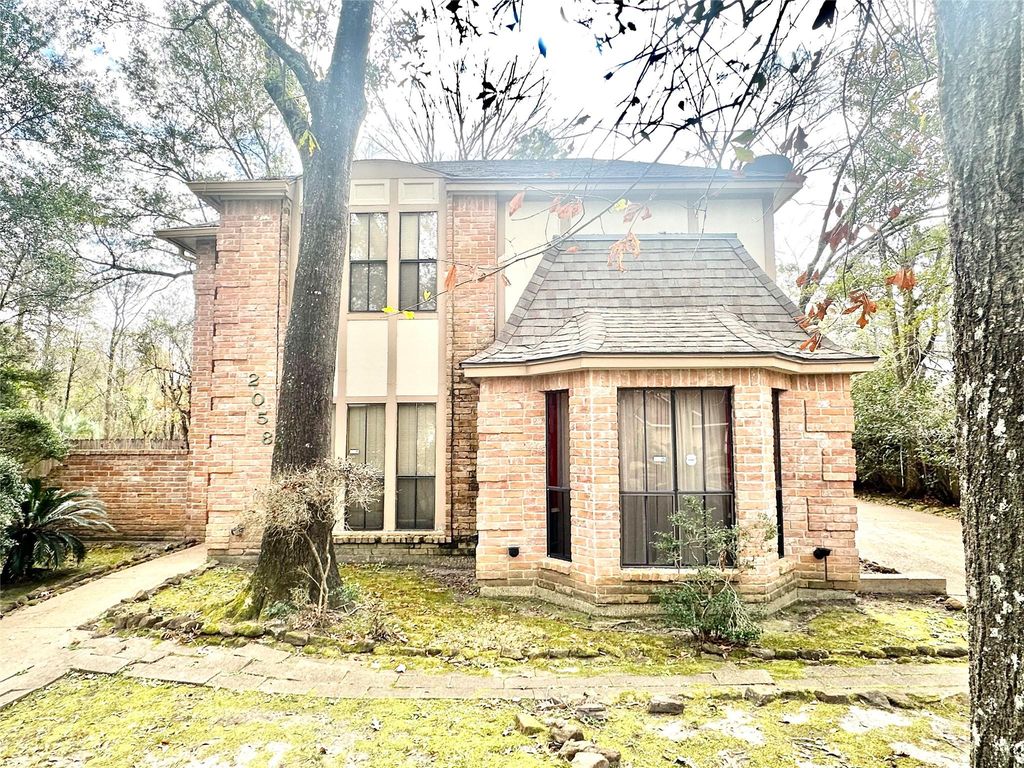 2058 Parkdale Drive, Houston, TX 77339