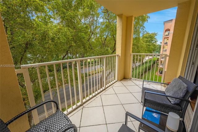 19555 E Country Club Dr 8408, Aventura, FL 33180