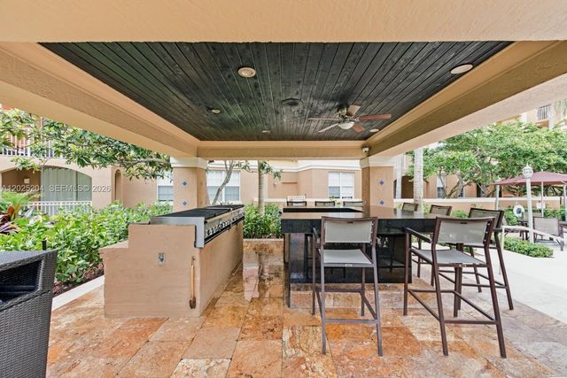 19555 E Country Club Dr 8408, Aventura, FL 33180