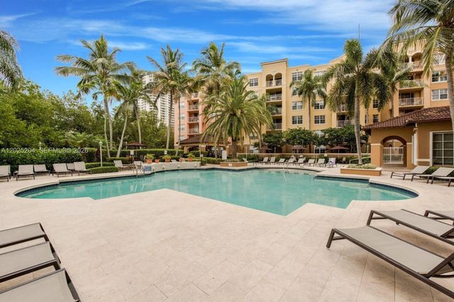 19555 E Country Club Dr 8408, Aventura, FL 33180