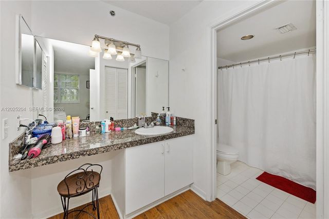 19555 E Country Club Dr 8408, Aventura, FL 33180