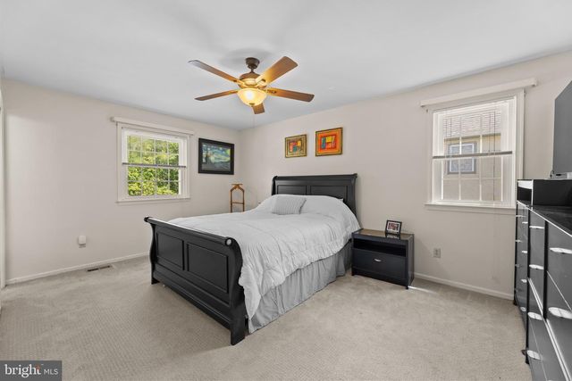 126 PENNSWOOD DR, Newtown, PA 18940