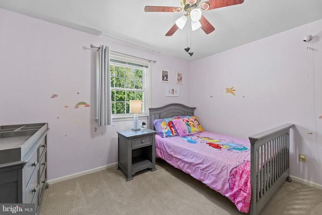 126 PENNSWOOD DR, Newtown, PA 18940