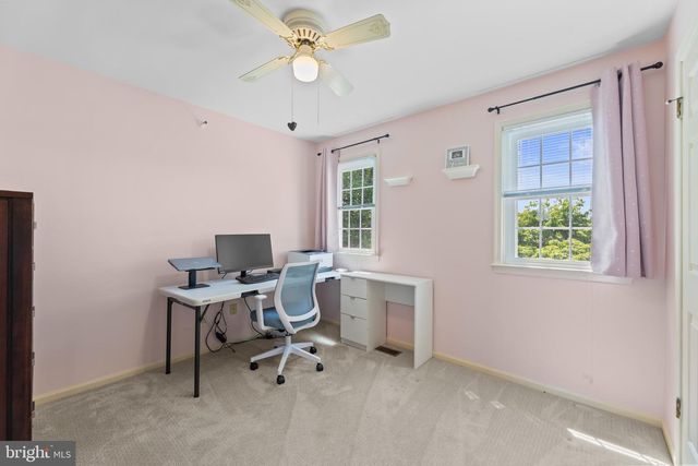 126 PENNSWOOD DR, Newtown, PA 18940