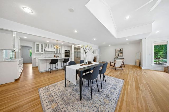 2700 Fishinger Road, Upper Arlington, OH 43221