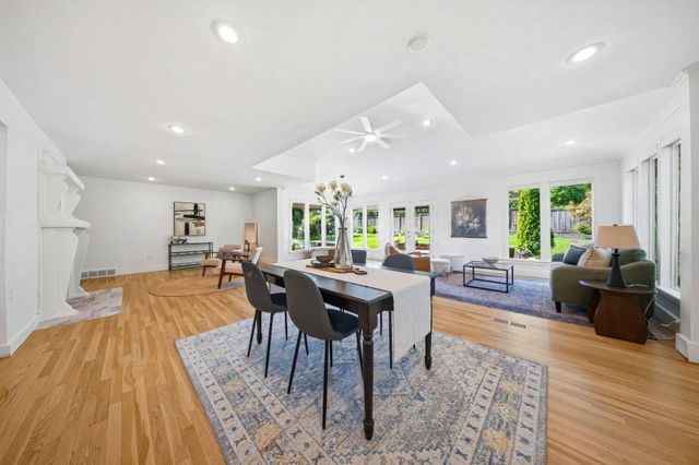 2700 Fishinger Road, Upper Arlington, OH 43221