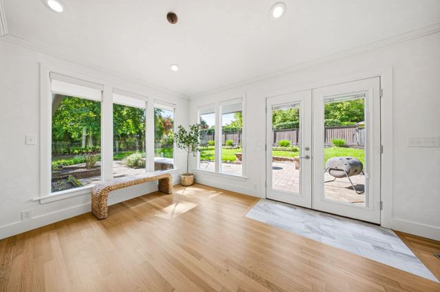 2700 Fishinger Road, Upper Arlington, OH 43221