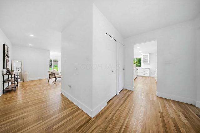 2700 Fishinger Road, Upper Arlington, OH 43221
