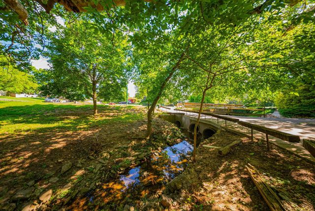 2700 Fishinger Road, Upper Arlington, OH 43221