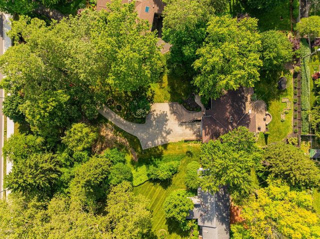 2700 Fishinger Road, Upper Arlington, OH 43221