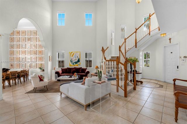 6914 NW 113th Place, Doral, FL 33178